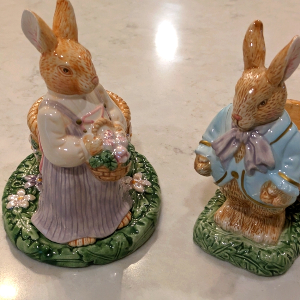 Vintage Springtime Collection Set of 2 Easter Bunny Votives/Egg New no Box
